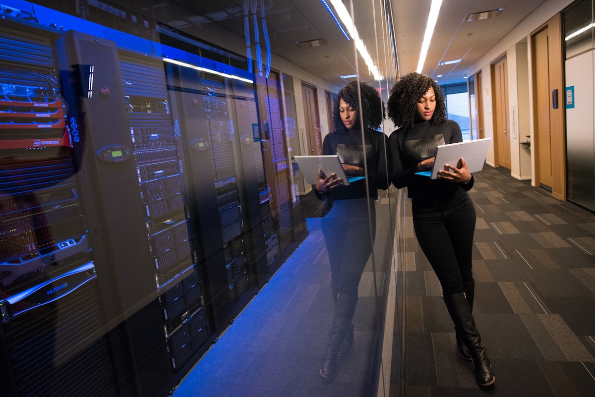 Shared vs Dedicated Sending IPs: Managing Blacklist Risk